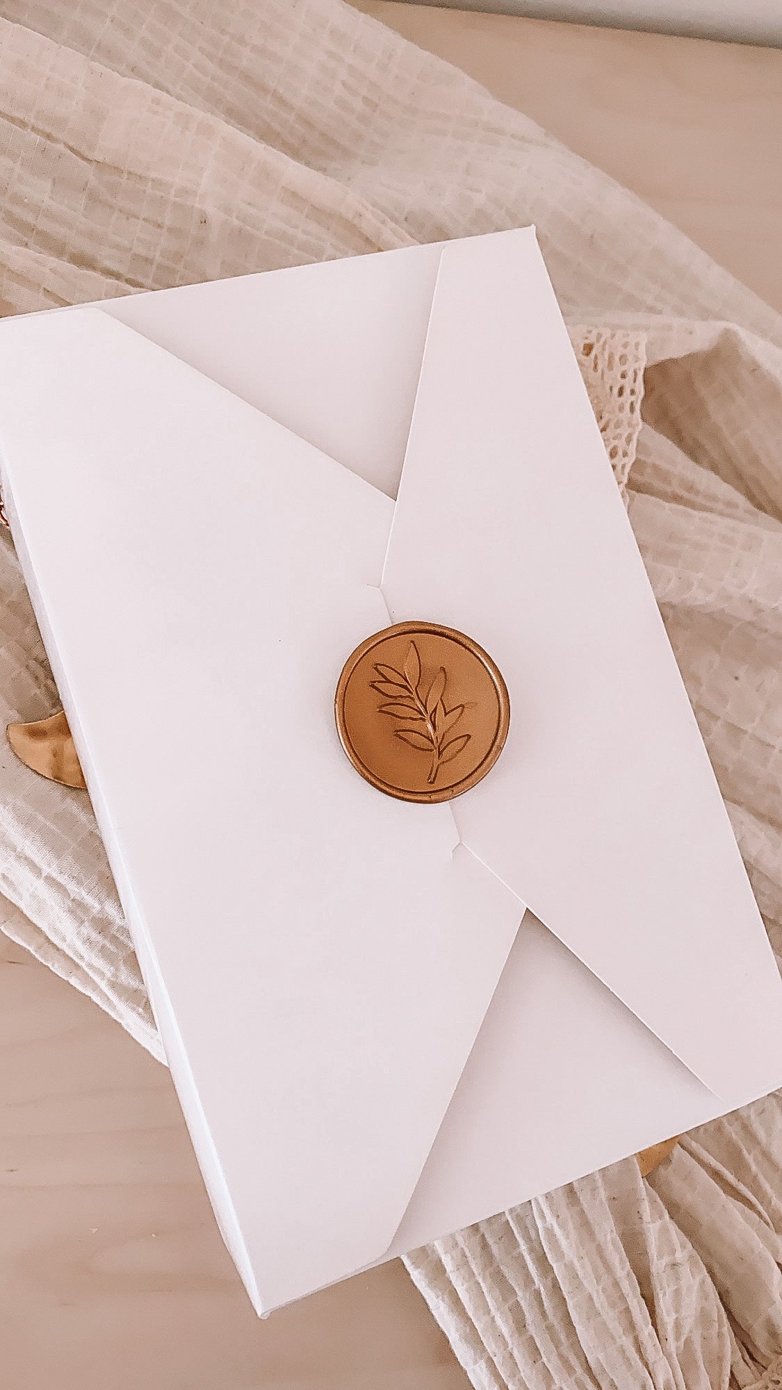 Caja de adoquines rotos